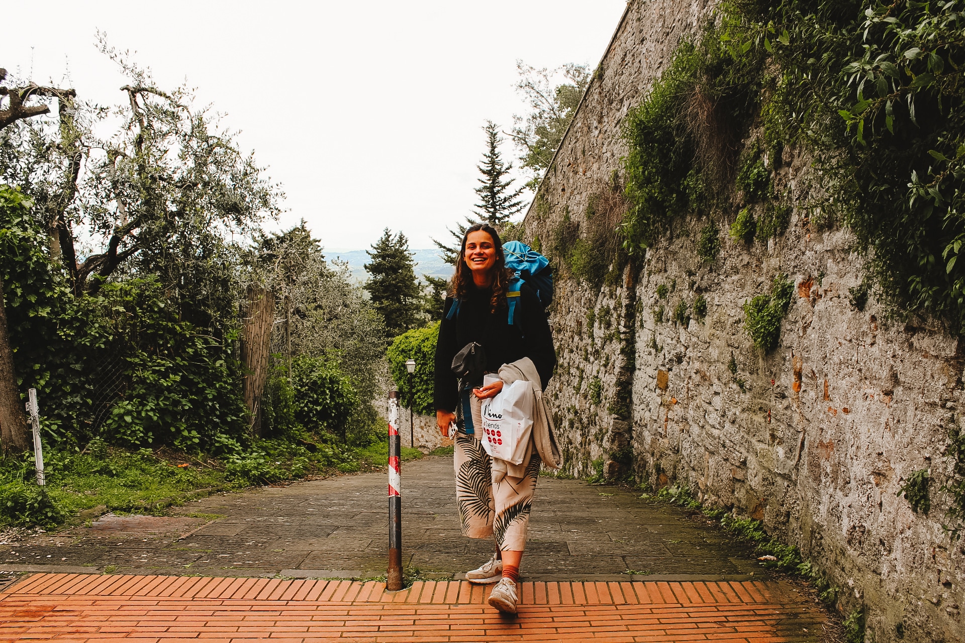 Onze backpack volgde ons overal tijdens onze bezoekjes.
